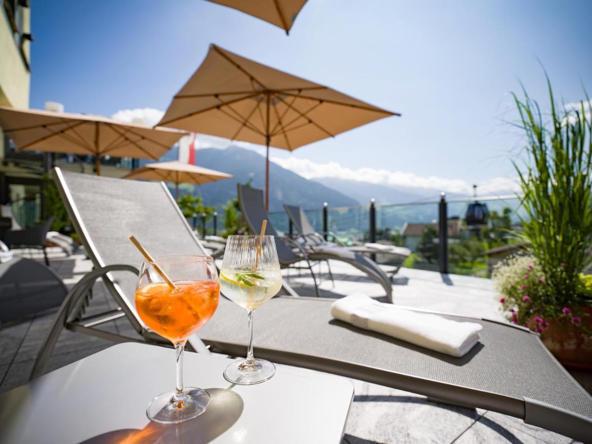 Hotel Waldfriede - Der Logenplatz Im Zillertal Fügen Exteriör bild