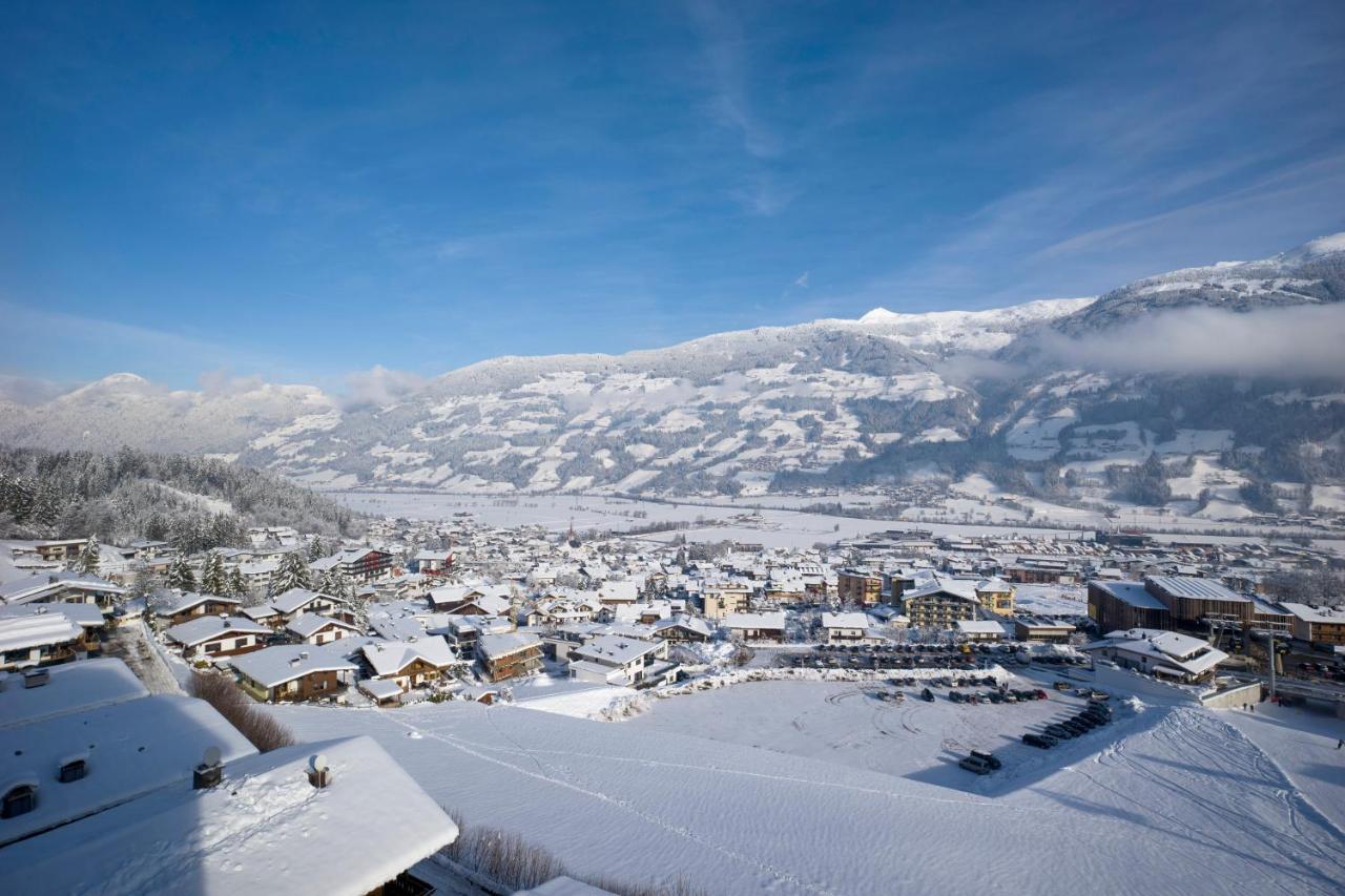 Hotel Waldfriede - Der Logenplatz Im Zillertal Fügen Exteriör bild